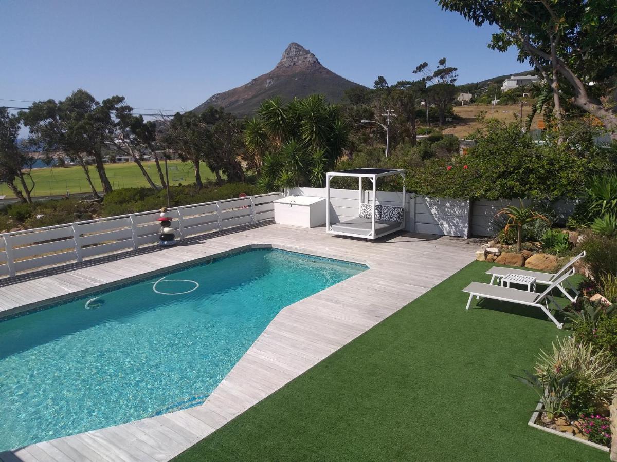 Camps Bay Loft With Stunning Mountain And Ocean Views Apartment Cape Town Exterior photo